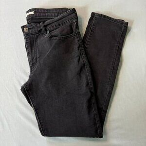 Black Levis Skinny 711 stretch denim